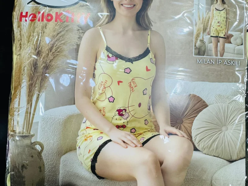 Hello kity şortlu takım
