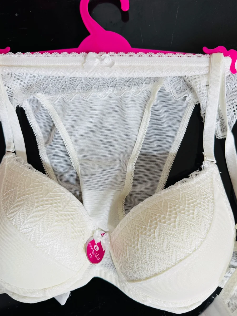 Ecem yıldız dolgulu sütyen takımı