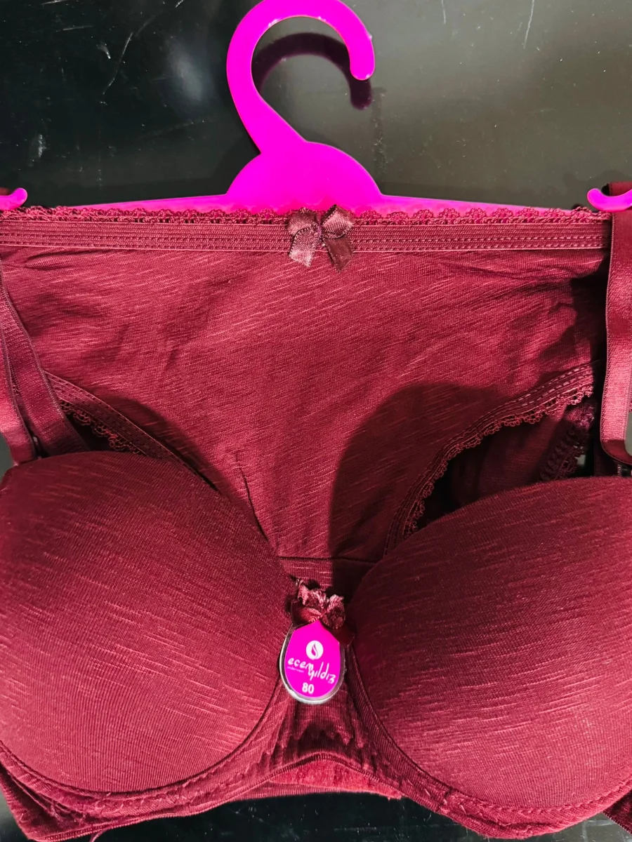 Ecem yıldız dolgulu sütyen takımı